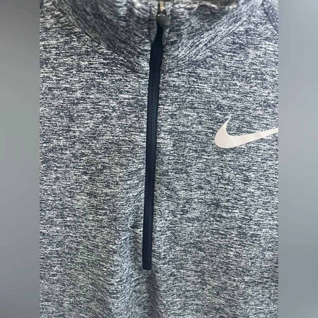 Nike Gray Quarter-Zip Athletic Top Size S - Image 5