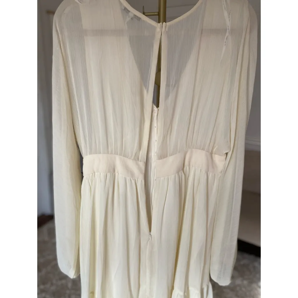 The Clothing Company Coquette Mini Dress Cream Lace Trim Long Sleeve 
 L - Image 4