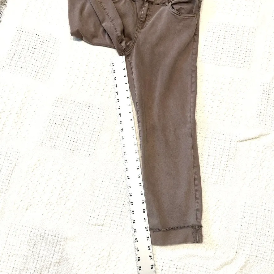 Kut from the Kloth Amy 8 crop straight leg pants jean J2 2960 - Image 3