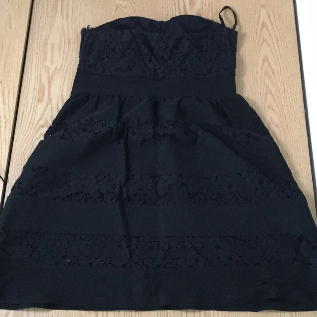 American Rag Lacey Strapless Padded Dress Black Size Medium - Image 4