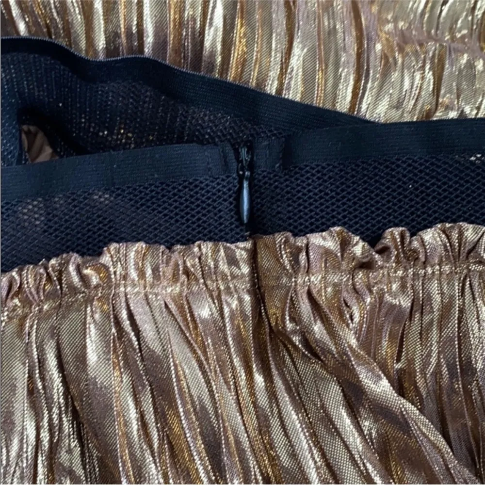 NEW  THE LABEL GOLD LAME FOIL PLEATED CRINKLE MERMAID MIDI SKIRT M - Image 9