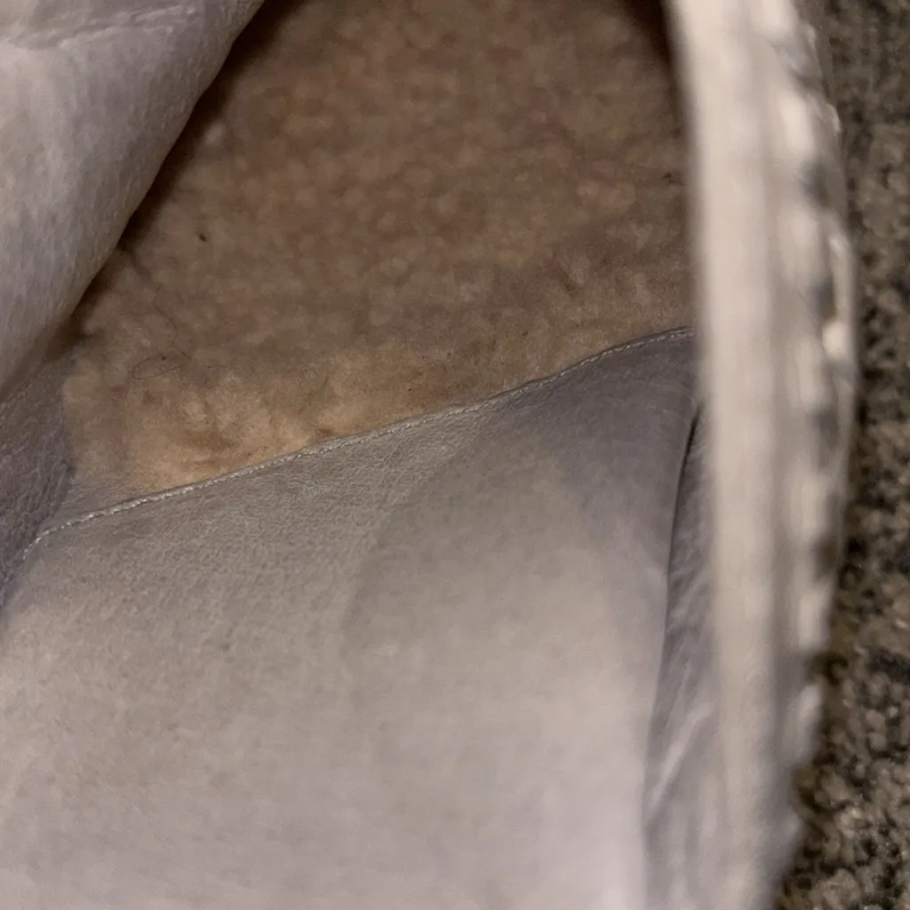 UGG Women's Gray Woven Mules - Image 4