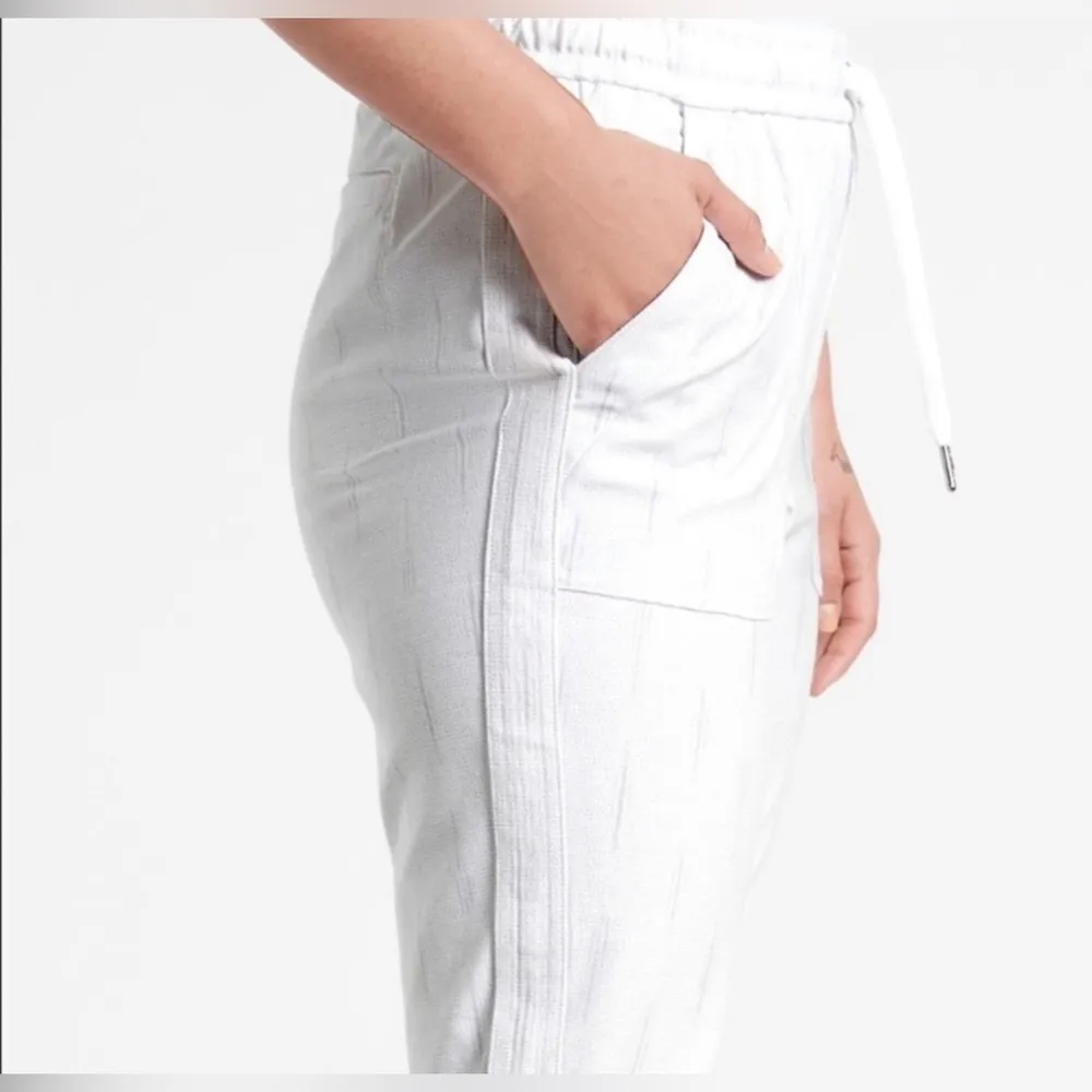 22 Plus Farallon Printed Jogger NWT Gray & White - Image 5