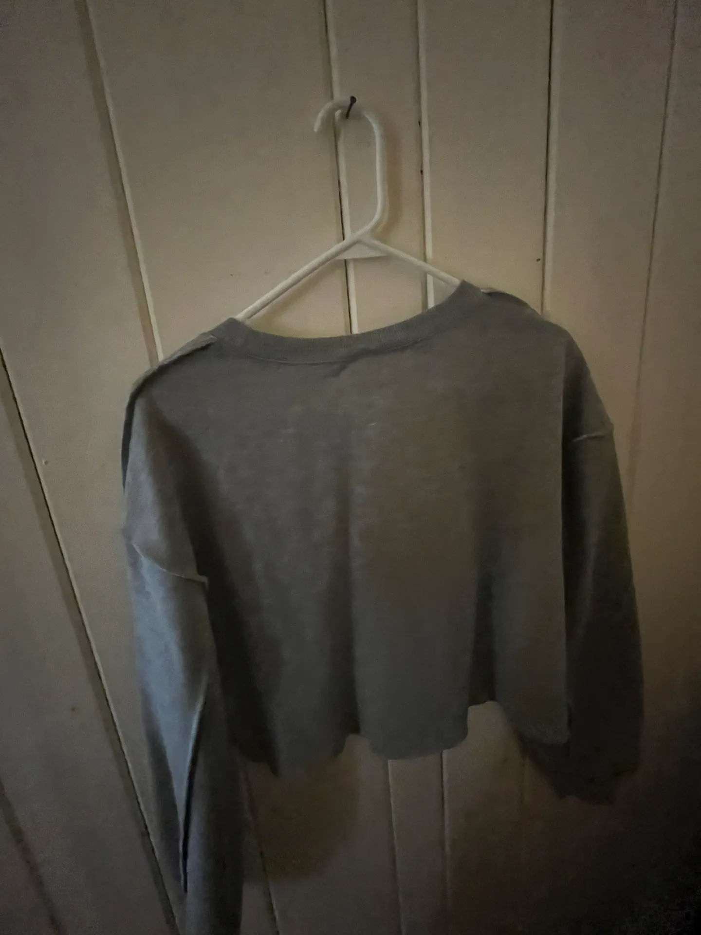 Croptop Sweatshirt - Image 4