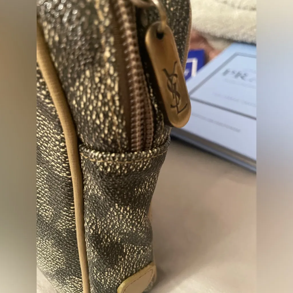 Yves Saint Laurent Vintage Clutch/Toiletry Pouch | Giraffe Print π¦ Pristine! - Image 6