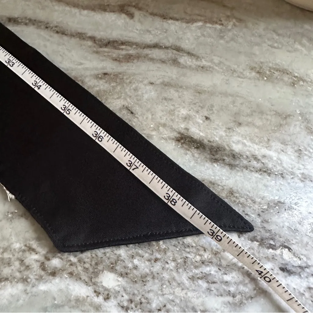 Nike Black and White Headband dri-fit - Image 3