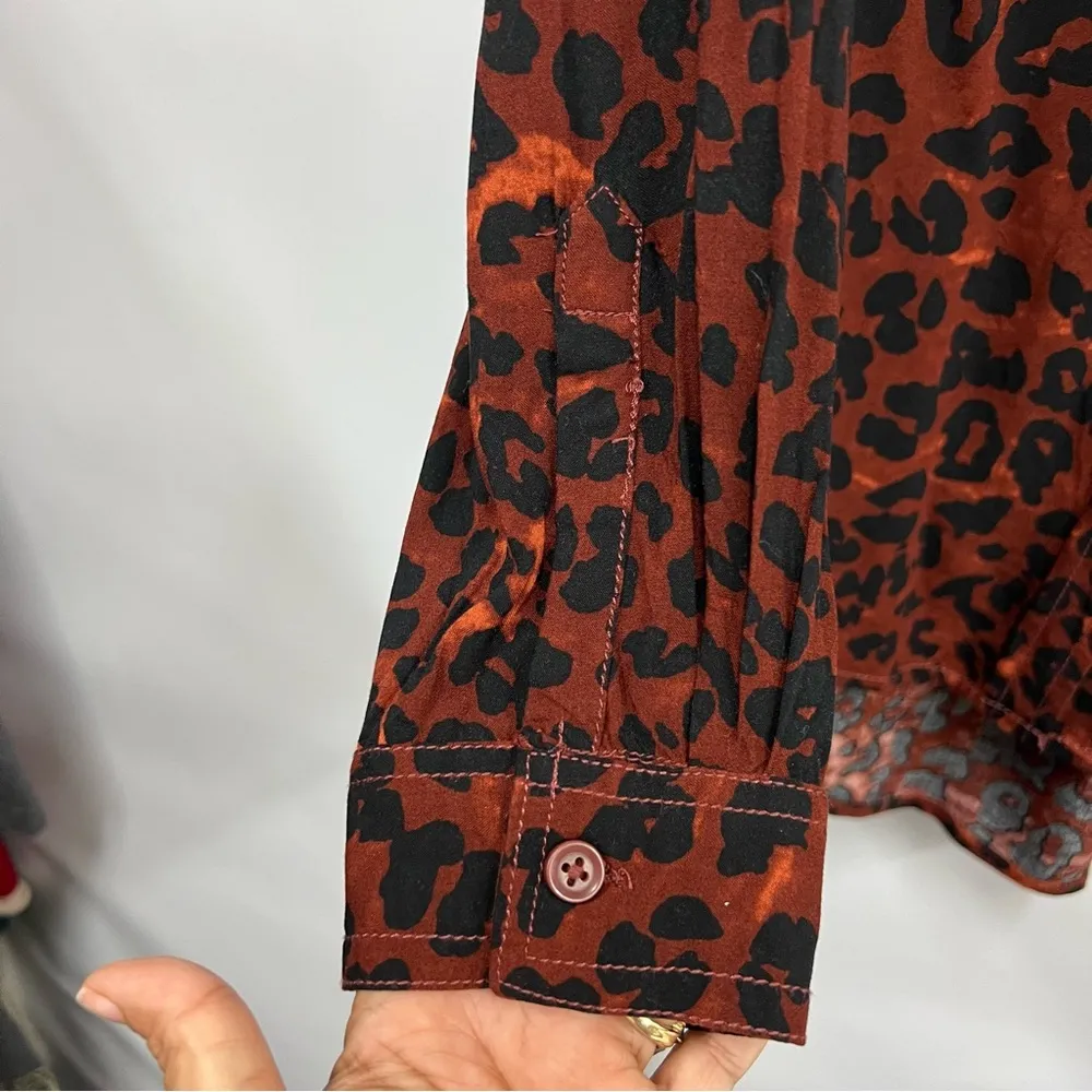 Beach Lunch Lounge Leopard medium Alanna Button Up Shirt - Image 3