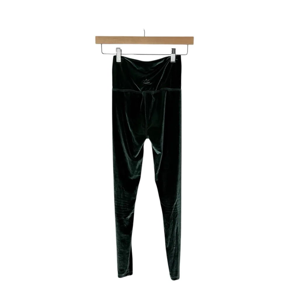 Beyond Yoga Velvet Motion High Waisted Midi Legging Forest Green Velvet XS - Image 8