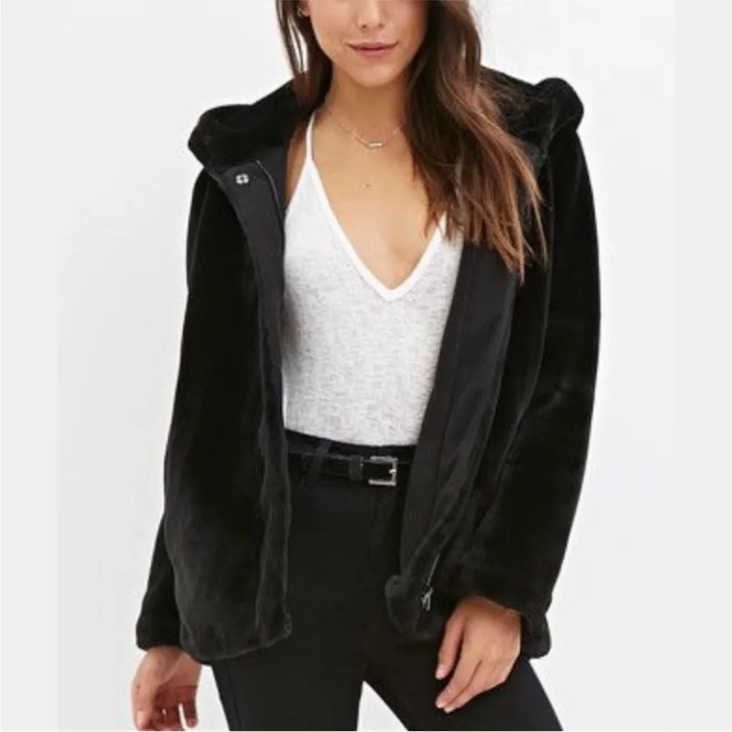 Forever 21 contemporary faux fur hooded jacket - Image 3