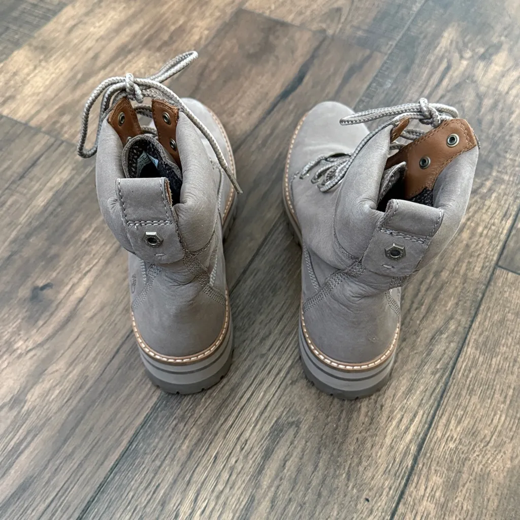 Timberland women’s COURMAYEUR VALLEY BOOTS Size 10 - Image 12