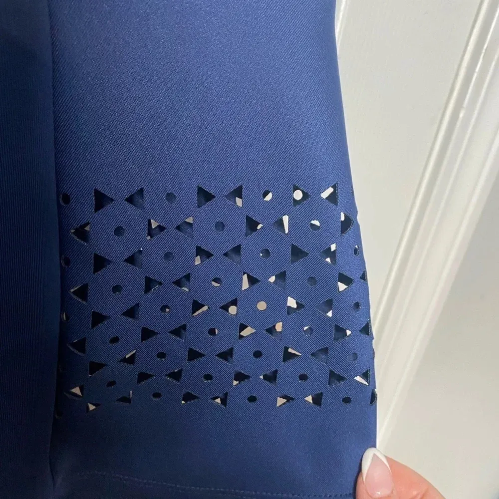 ROMEO & JULIET COUTURE Blouse Size‎ S Womens Blue Peplum Short Sleeve Cut-Out - Image 4