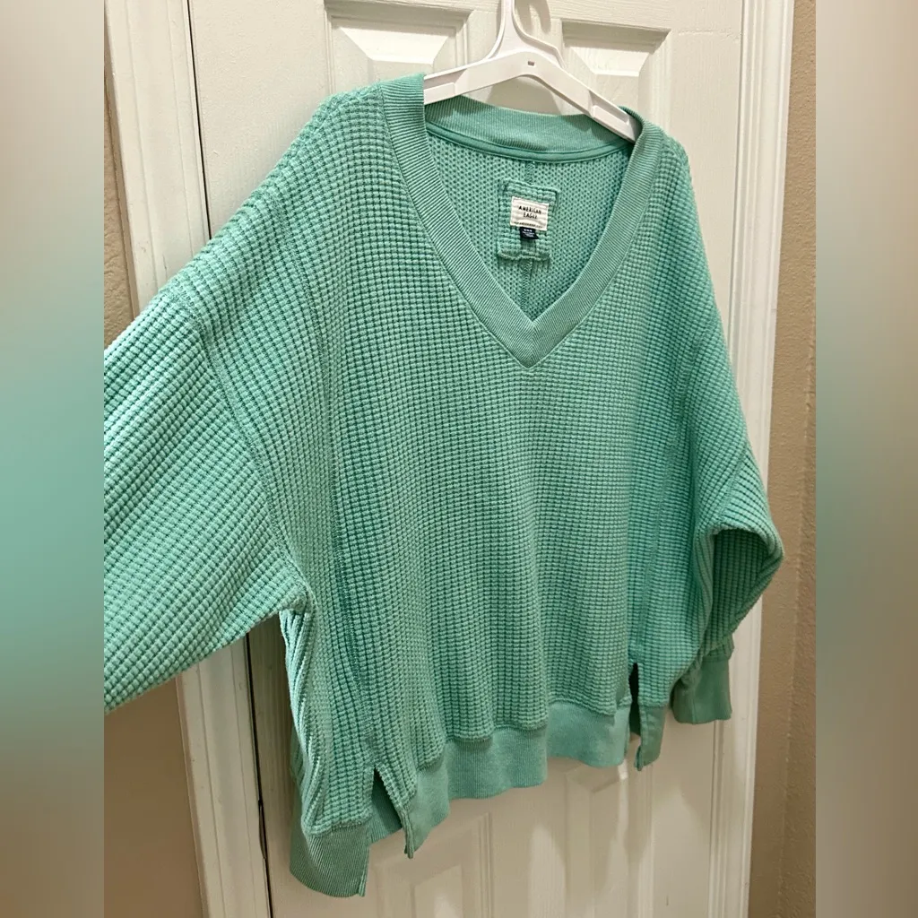 American Eagle AE Big Hug V-Neck Waffle Sweatshirt mint green oversized Medium - Image 10