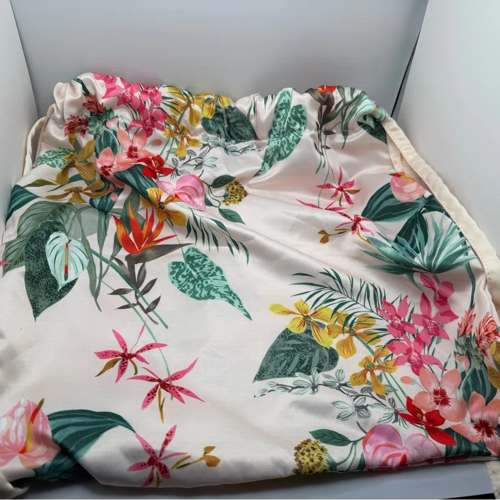 Floral Drawstring Backpack - Image 2