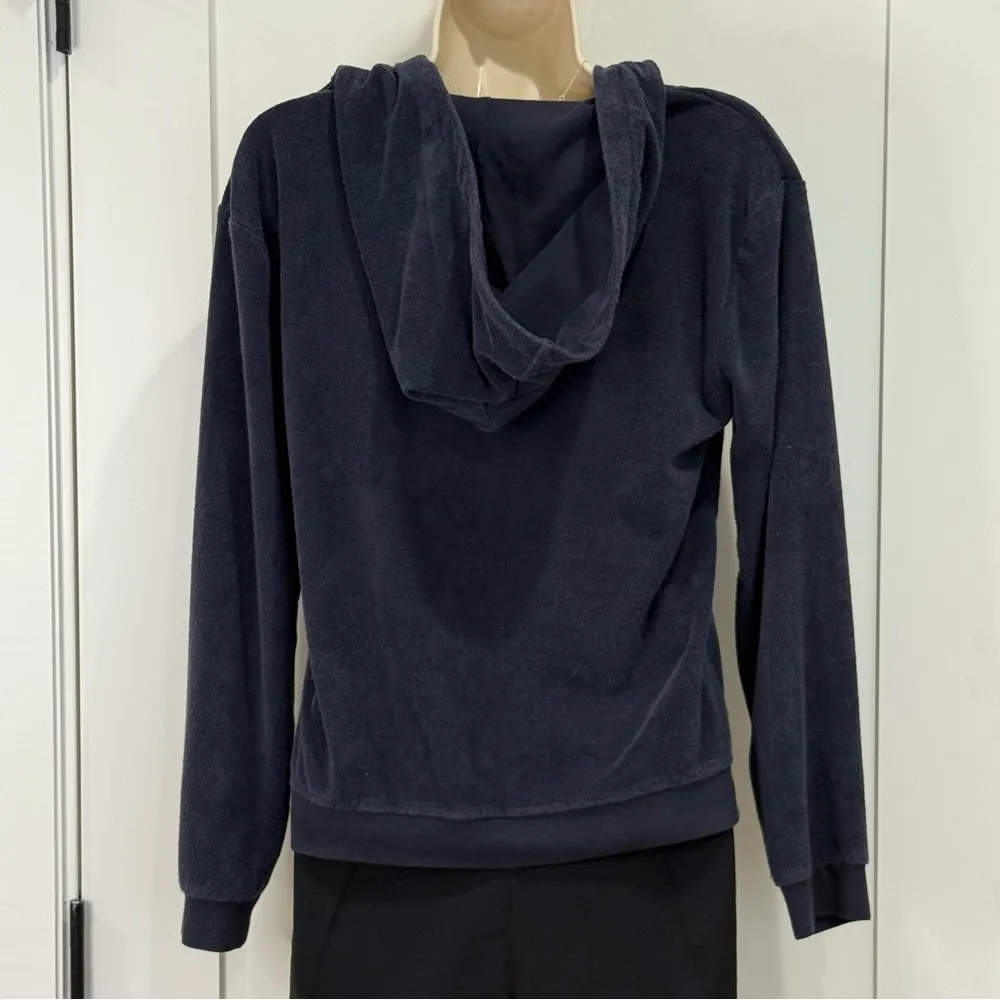 Barefoot Dreams Beach Cozy Terry Hoodie Sweatshirt Crossover Indigo Blue Size XS - Image 4