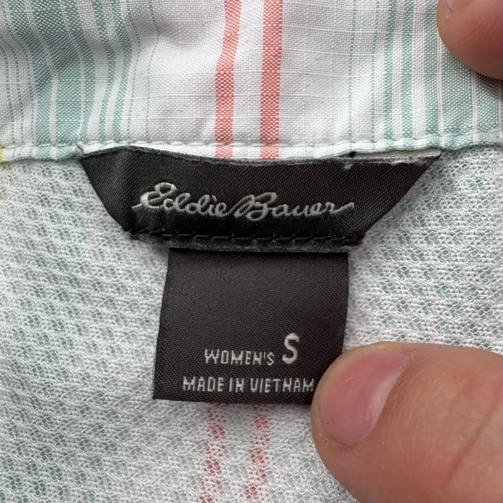 Eddie Bauer White Striped Button Down Chest Pockets Sleeveless Tech Shirt Small - Image 7