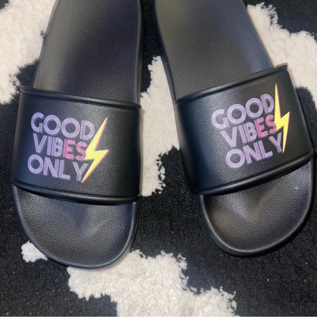 Good Vibes Only Black Slides Purple Size 7 - Image 3