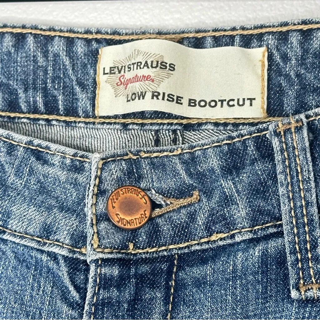 Vintage Y2K Levi Strauss Signature Low Rise Bootcut Jeans Sz 8 Medium Western - Image 4