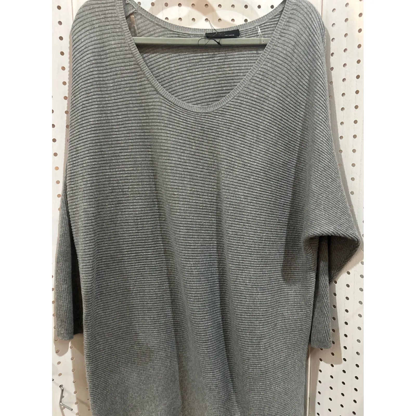 21 WOMAN Grey Ribbed Dolman Sleeve V Neck Sweater Tunic 1X Gray - Image 2