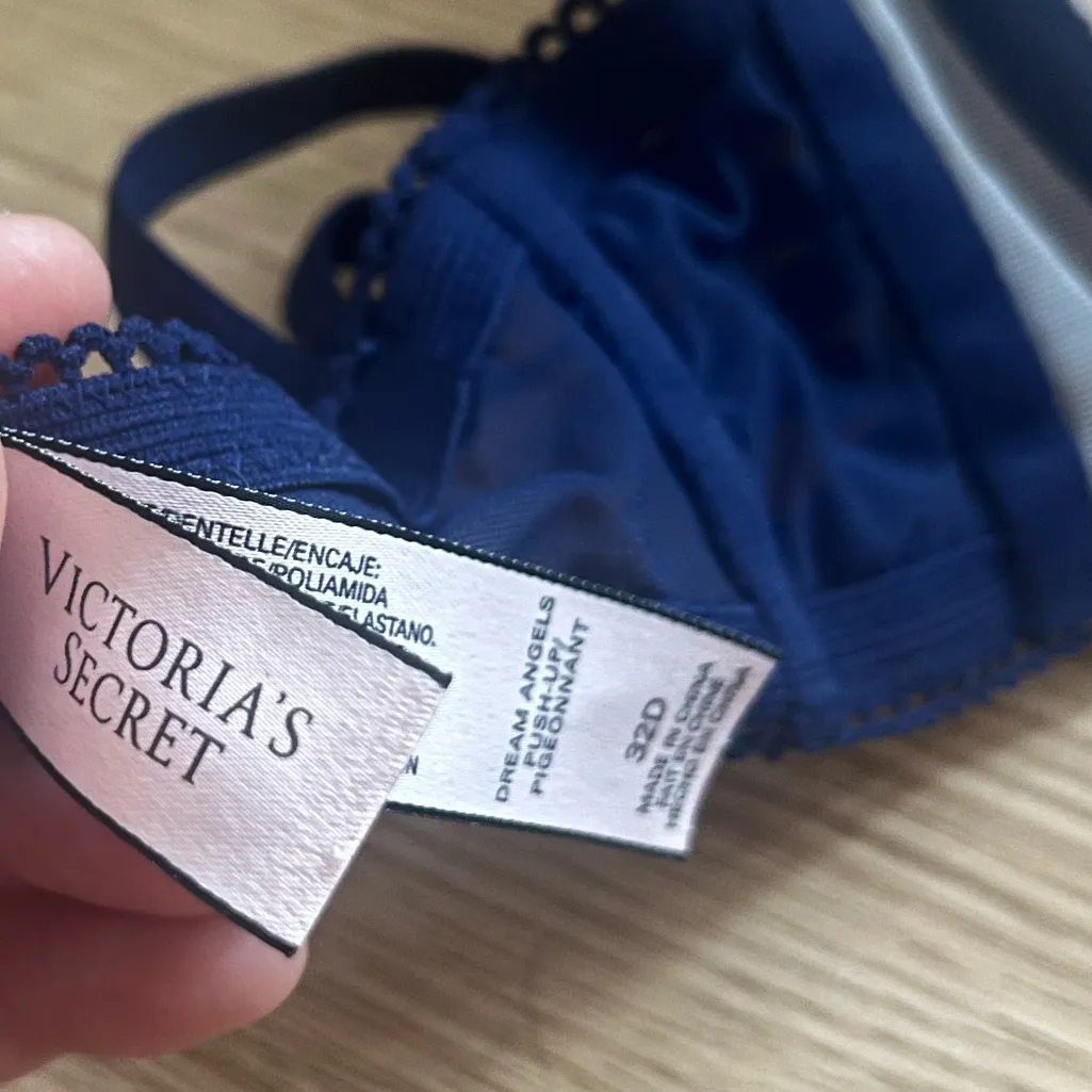 Victoria’s Secret - Dream Angels Push Up Lace Bra - Image 2