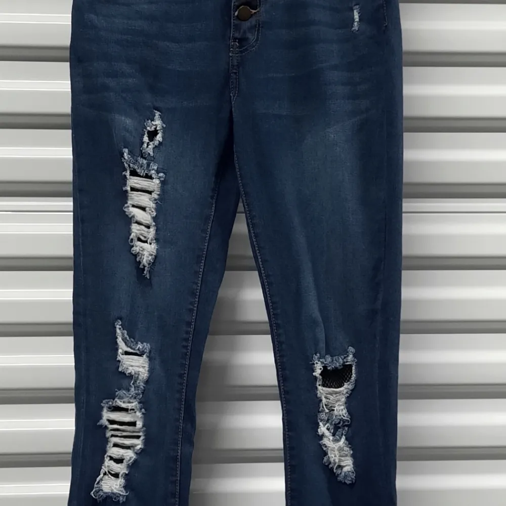 Amp Jeans Juniors Size 7 Button Fly Distressed - Image 6