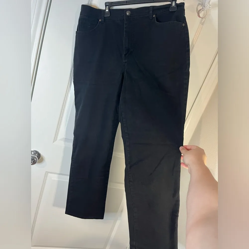 Gloria Vanderbilt Chic Classic Black Wash Full Length Denim StraightLeg Jeans 14 - Image 2