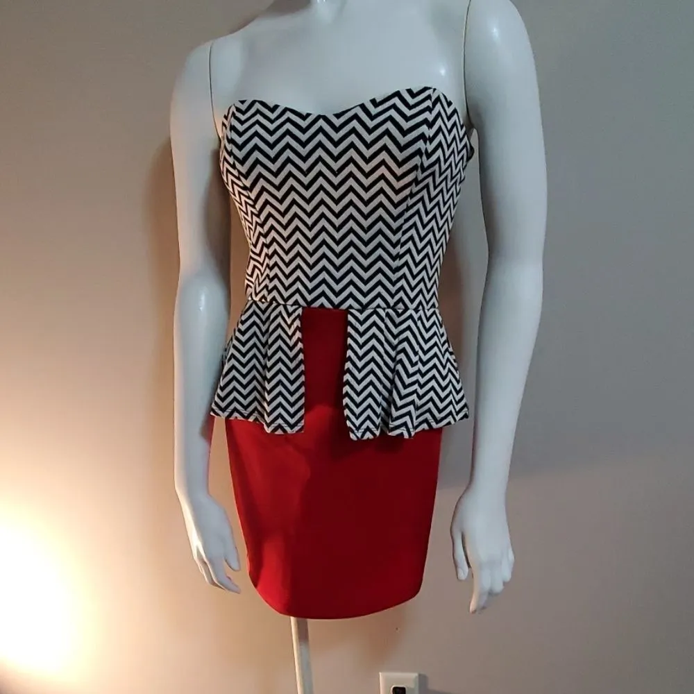 Style Rack Cheveron Strapless Dress (Small) - Image 3