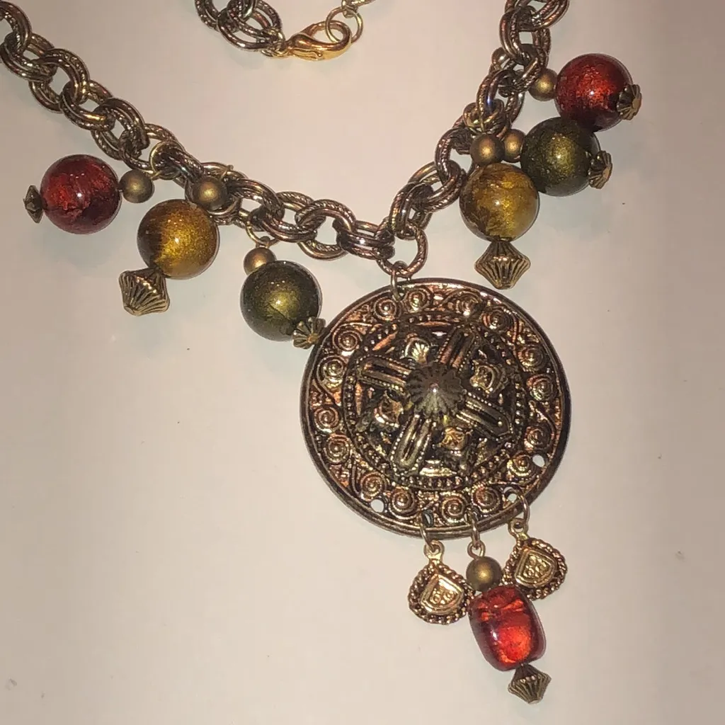 Elegant Aged Metal Gold Tone and Glass Shimmer Beaded Boho Pendant Necklace - Image 4