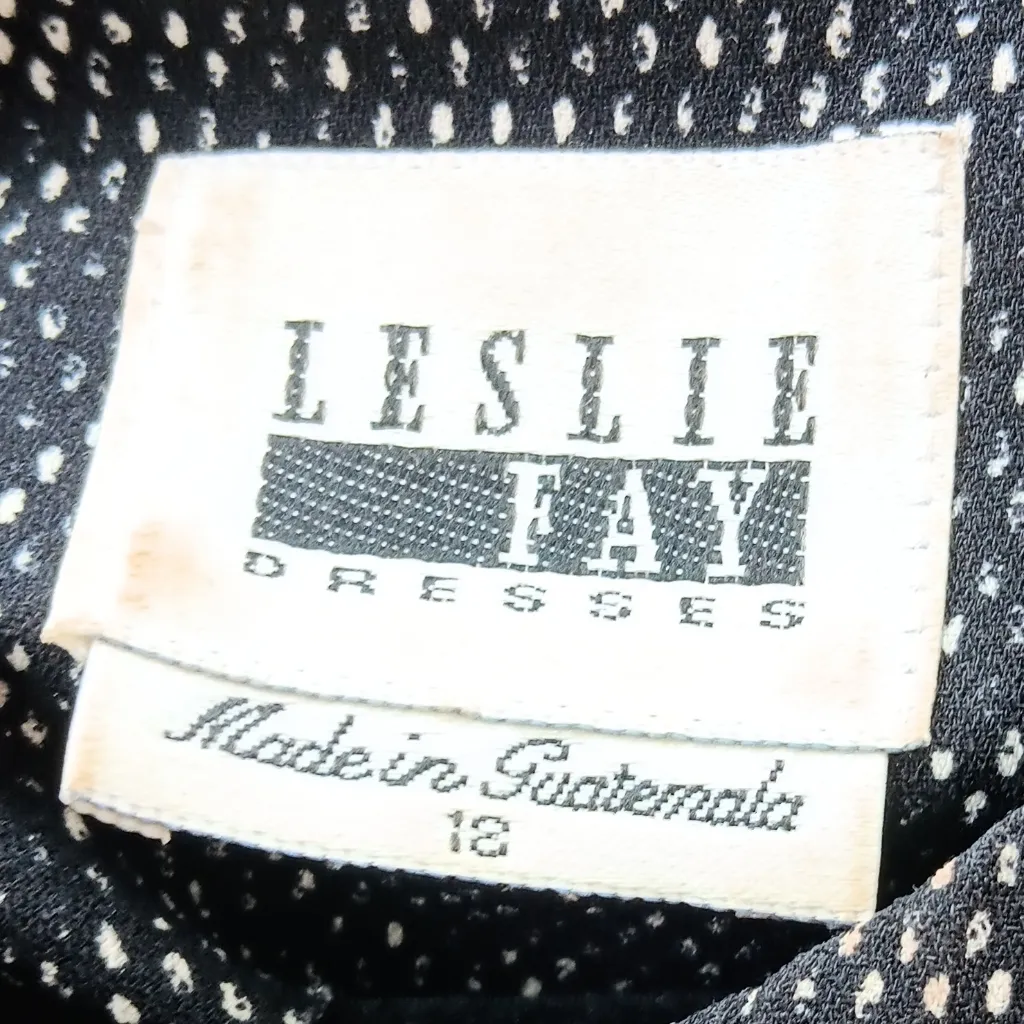 Leslie Fay Gray Blazer Size 16 - Image 6