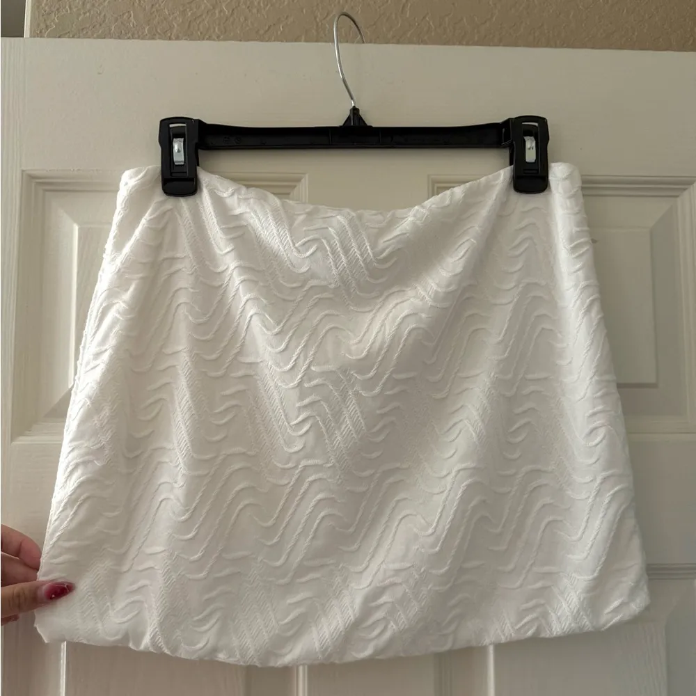Princess Polly Squiggle White Mini Skirt - Image 3