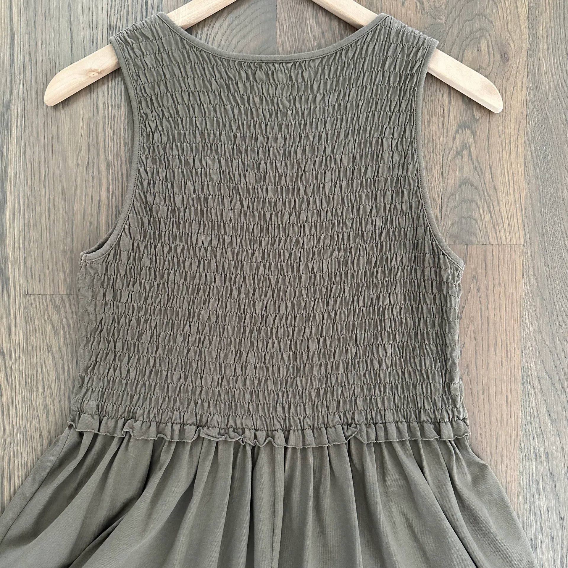 ASOS Smocked Sleeveless A-Line Skater Dress in Olive Green Size 10 US / Medium - Image 7