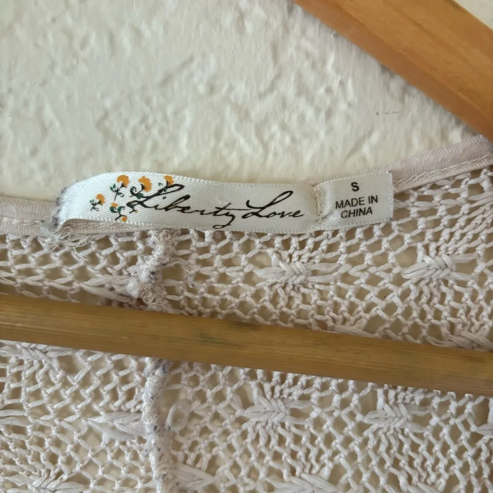 Liberty Love Womans Sz Small Cardigan Sweater Knit Open Front Fringe Trim Beige - Image 6