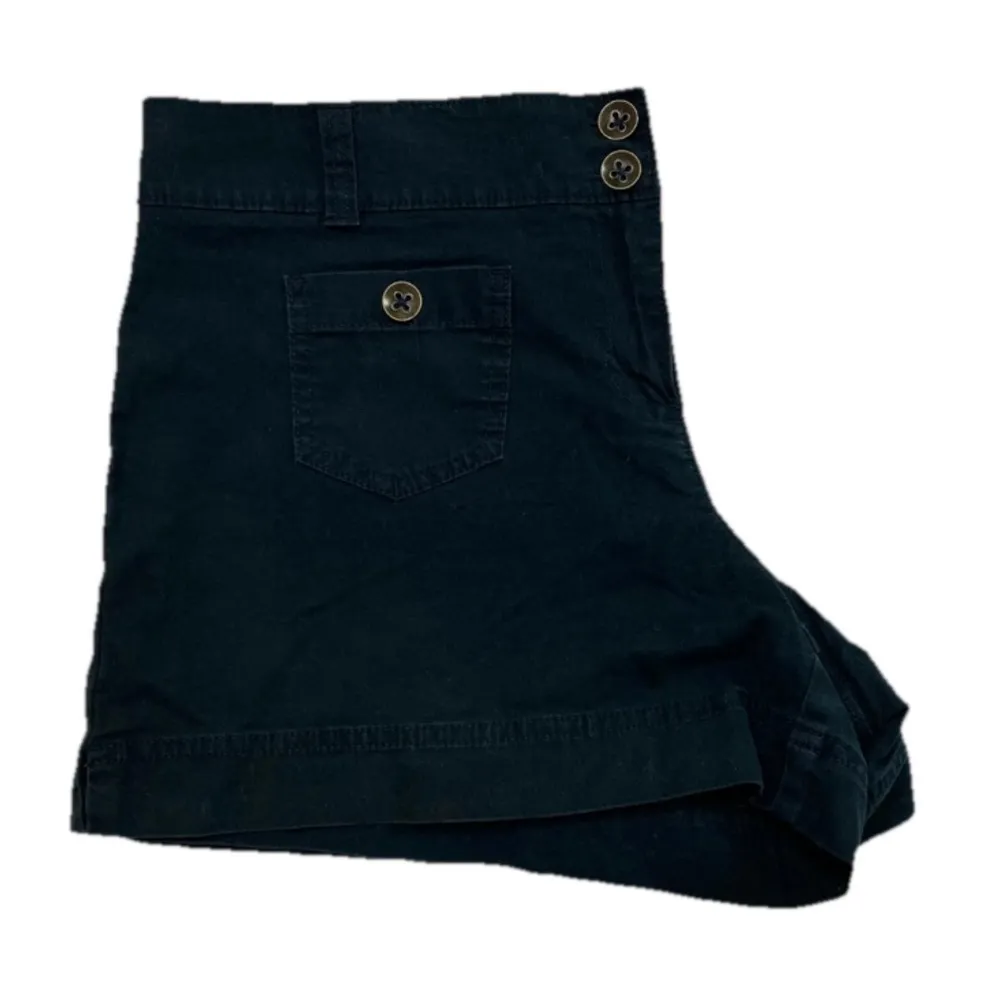 New York & Company Vintage Mid-Rise Shorts | Size 12 - Image 3