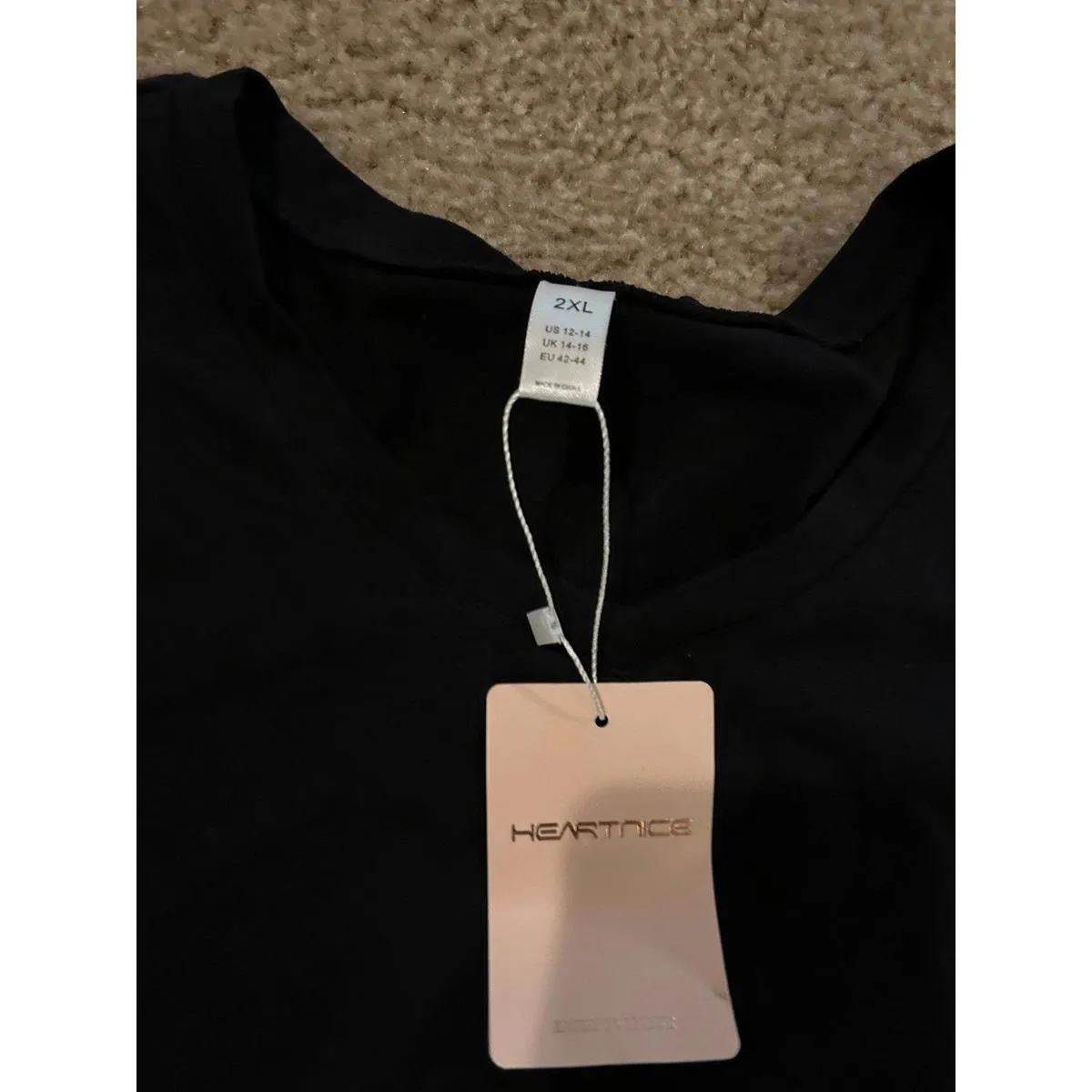 Woman top 2xl black short sleeves Size XXL - Image 3