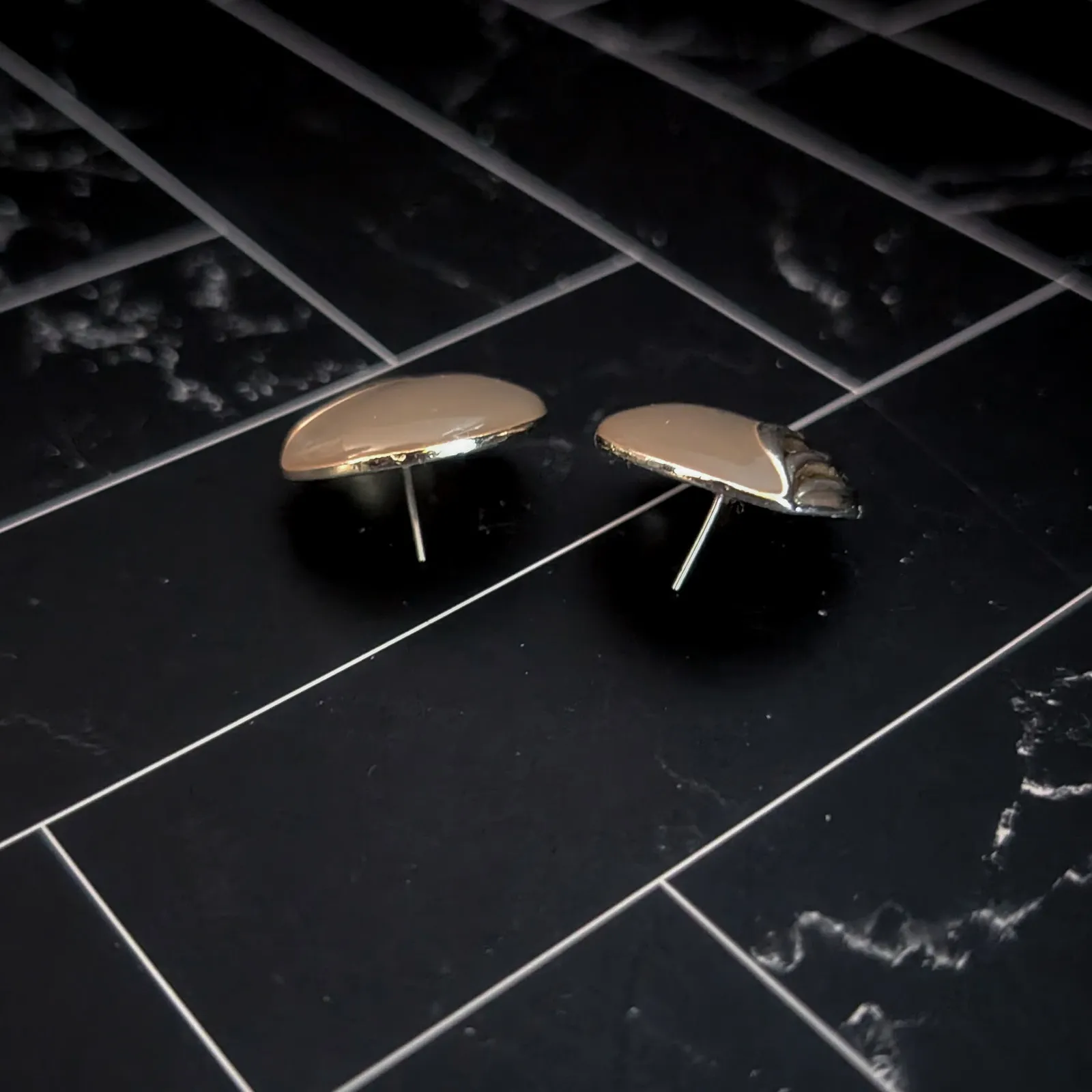 Vintage Stud Earrings Muted Brown & Gold Tone - Image 4