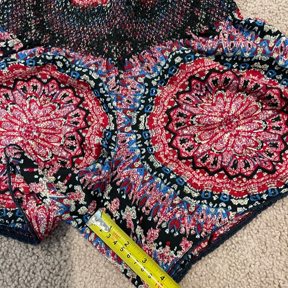 Women's AMERICAN RAG CIE abstract tribal printed short - Image 7