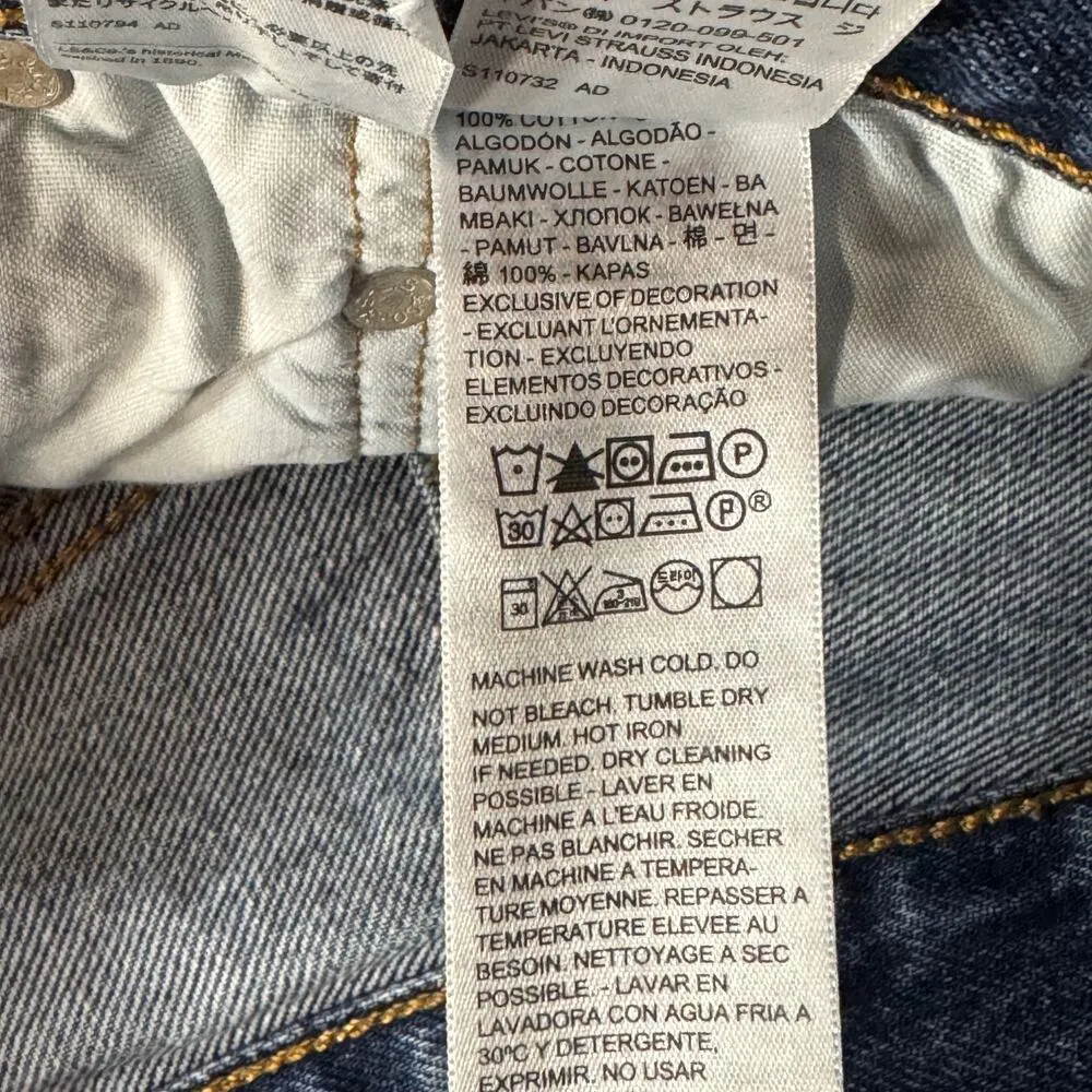 Levi’s 501 SZ W26 Jean Shorts Button-Fly Distressed Rips Medium Wash Frayed Hems - Image 8