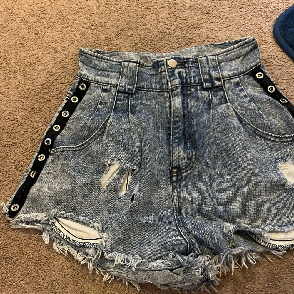 Hayden small jean shorts - Image 6