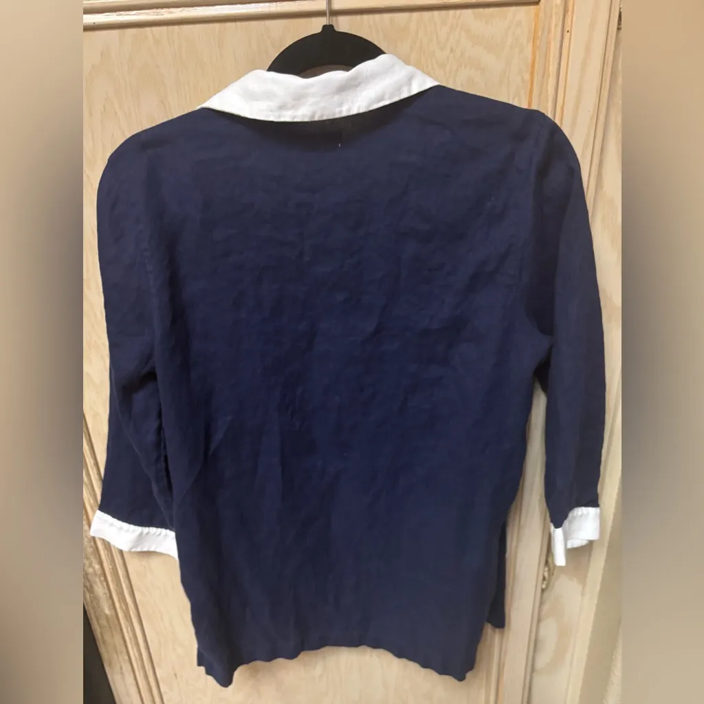 Isaac Mizrahi 100% Linen Womens Sz M V-Neck Blouse Tunic Navy Blue White Trim - Image 2