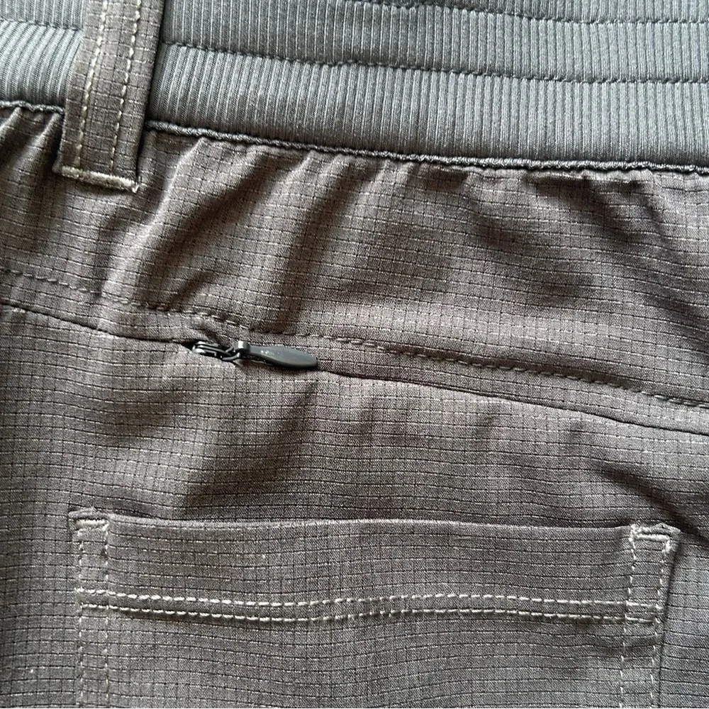 KÜHL Strattus Skort Skirt with Built-in Shorts in Grey Size 2 - Image 7