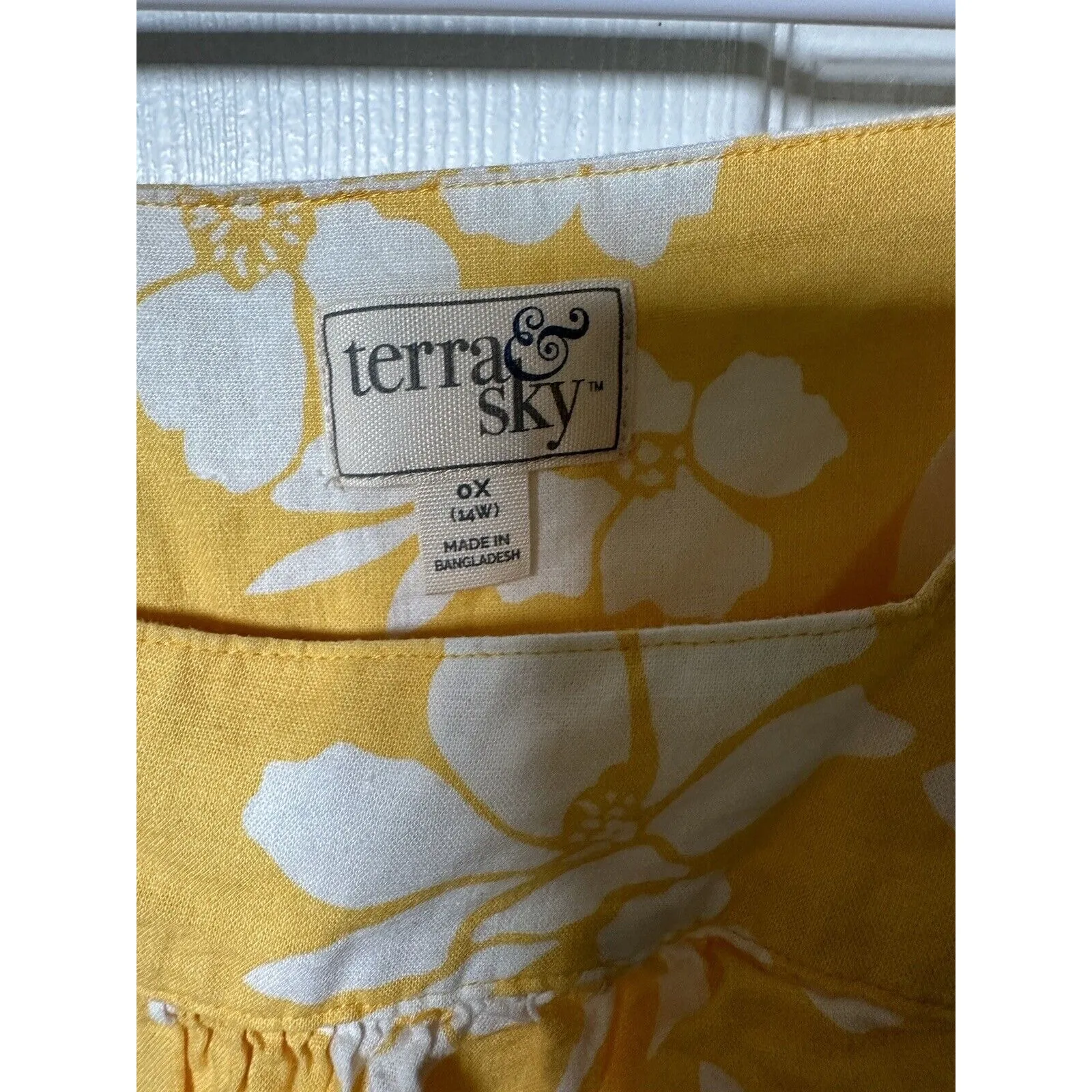 Terra & Sky Womens Size 0X‎ (14W) Yellow White Floral Print Short Sleeve Shirt - Image 7