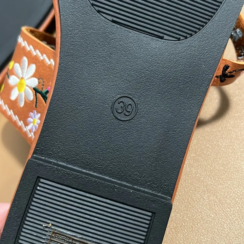 Women’s slip on sandals embroidered straps w/ toe hole runs small new wpackage Brown Size undefined - Image 5