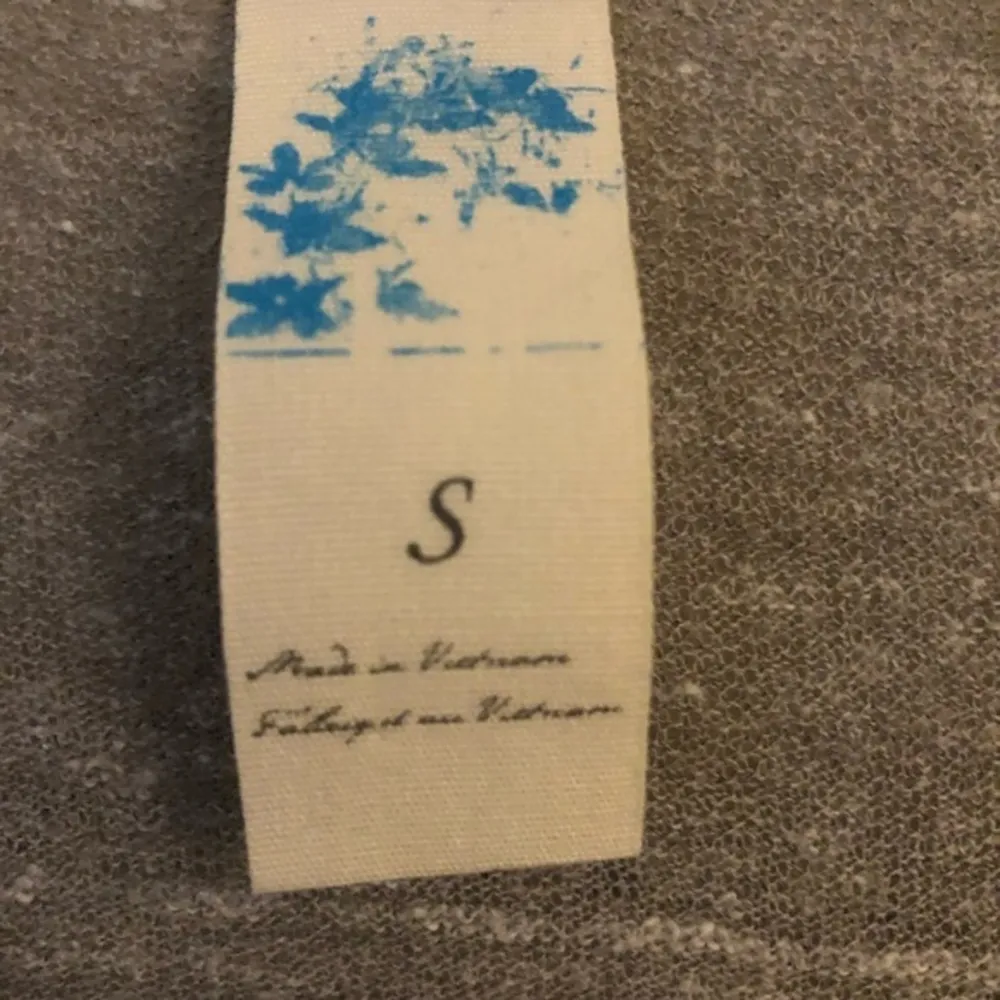 ANTHRO C. KEER SUNRISE SUNSET RUFFLED GRAY CARDIGAN S - Image 7