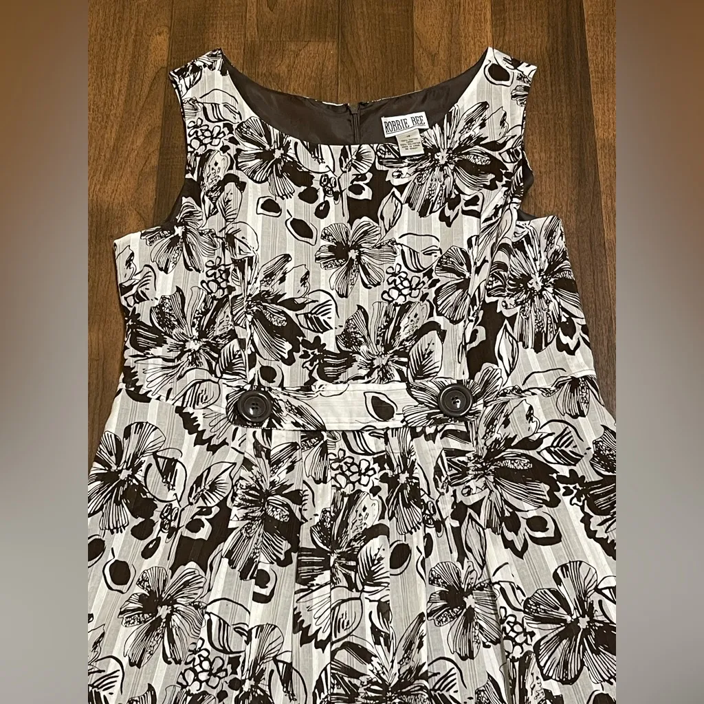 Robbie Bee Black and White Midi Sundress - Image 2