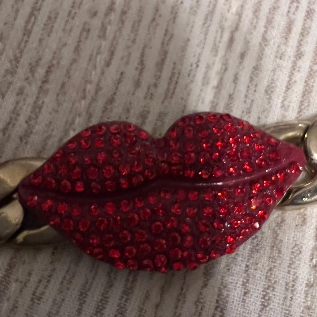 Chunky Red Lip Lipstick Gold Chain Necklace Choker Rock Festival Hip Hop Y2K - Image 4