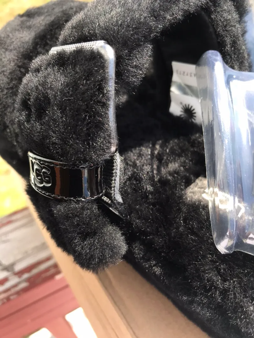 UGG Fuzz Yeah Slippers - Image 8