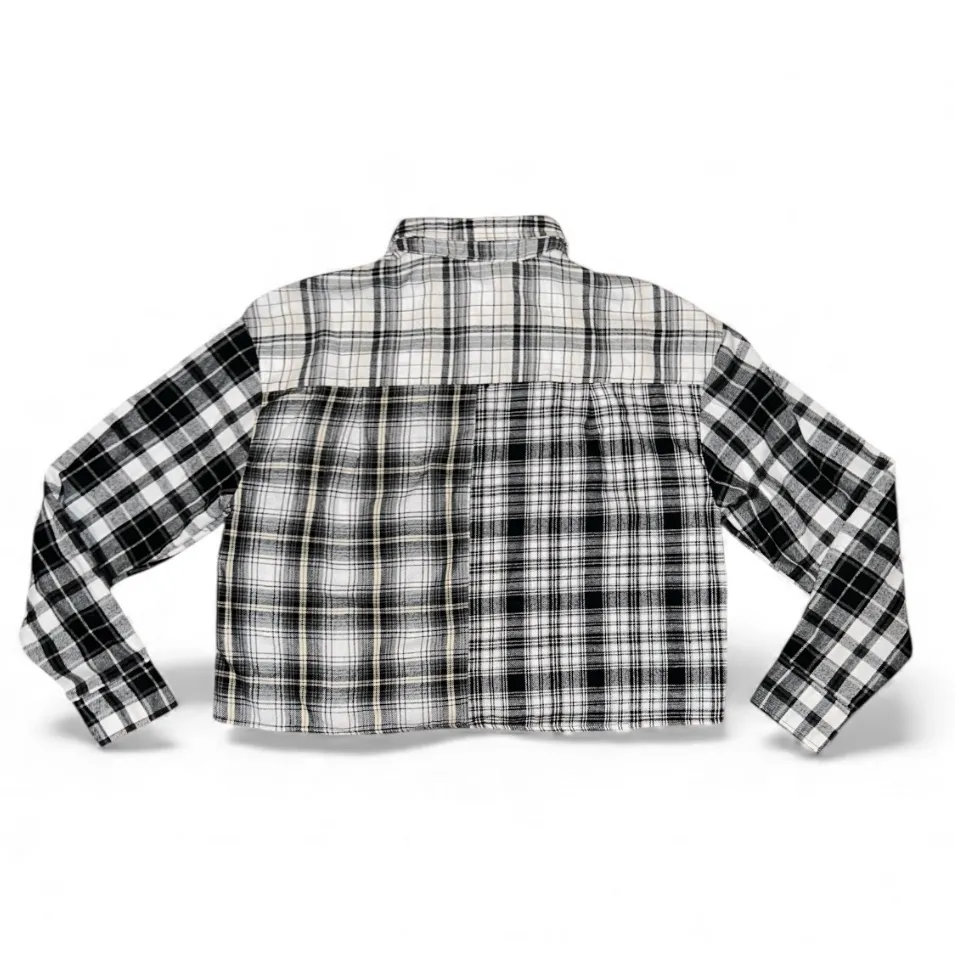 Forever 21 Multi Patchwork Plaid Cropped Flannel Shirt Black White Size M - Image 7