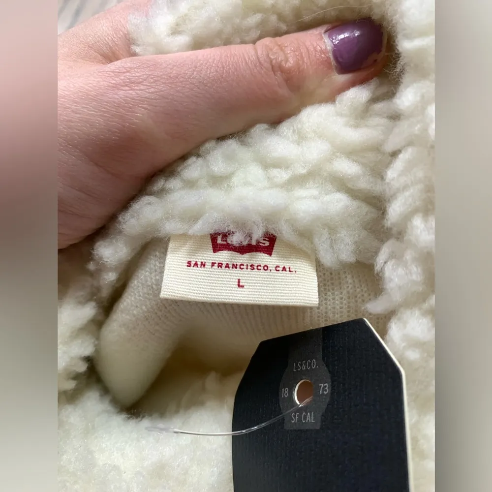 NWT Levi’s monty sherpa pullover large - Image 9