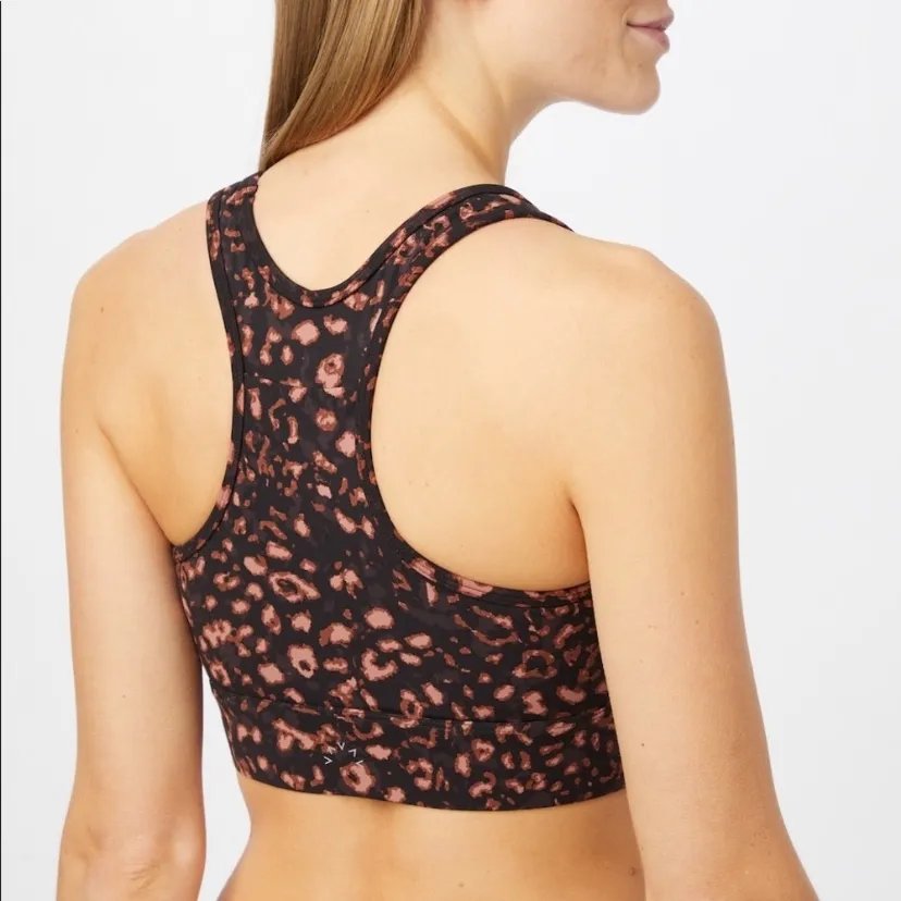 Varley Berkley Sports Bra Cheetah Print - Image 2