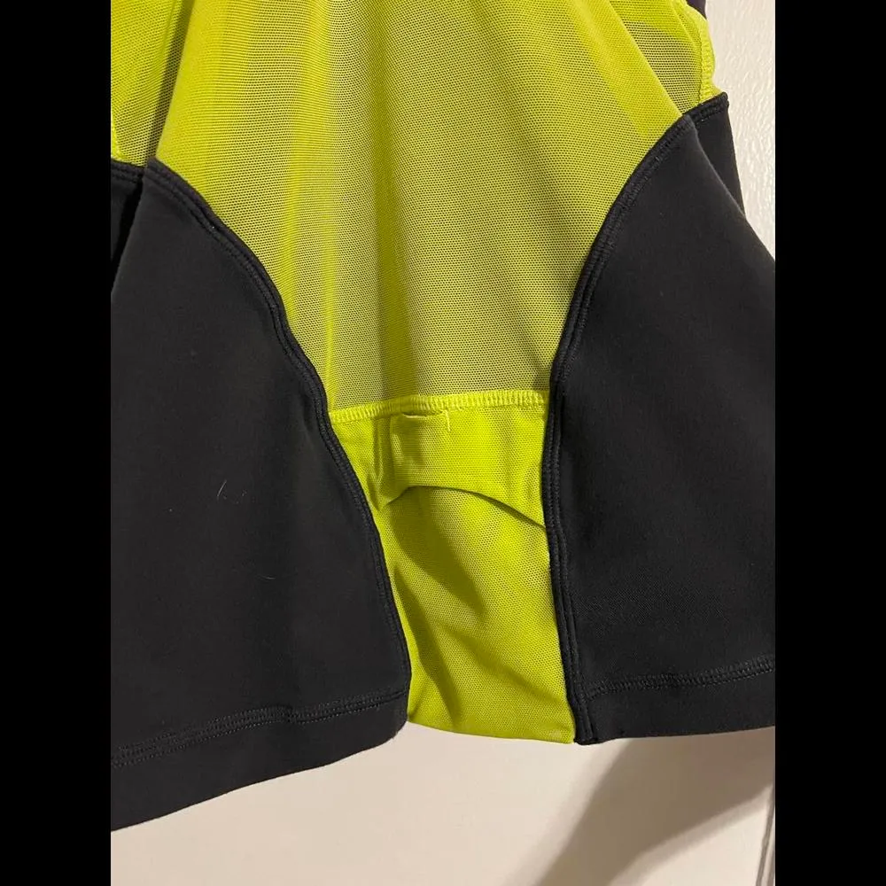 Lululemon Women's Athletica Sports Bra - Black & Lime Green - Image 5