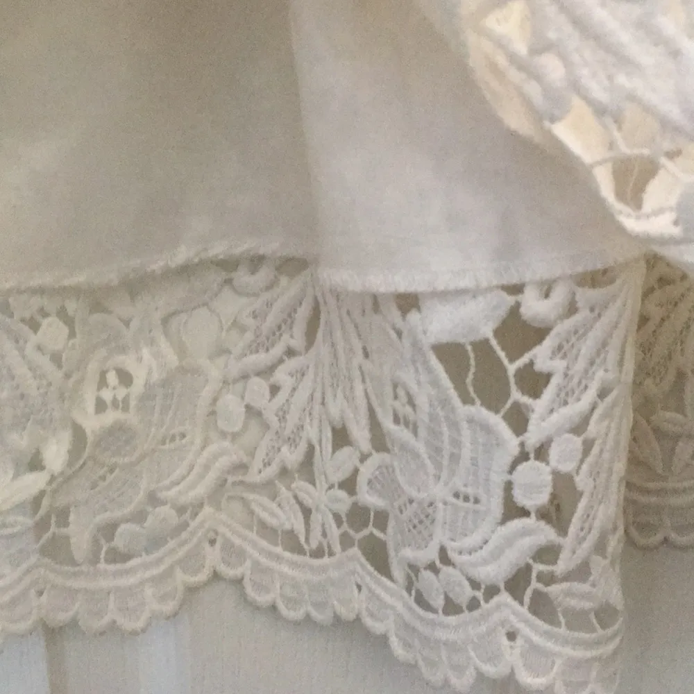 FINAL MARKDOWN Ladies’ Timing Lined Lace Overlay Skirt (S) - Image 8